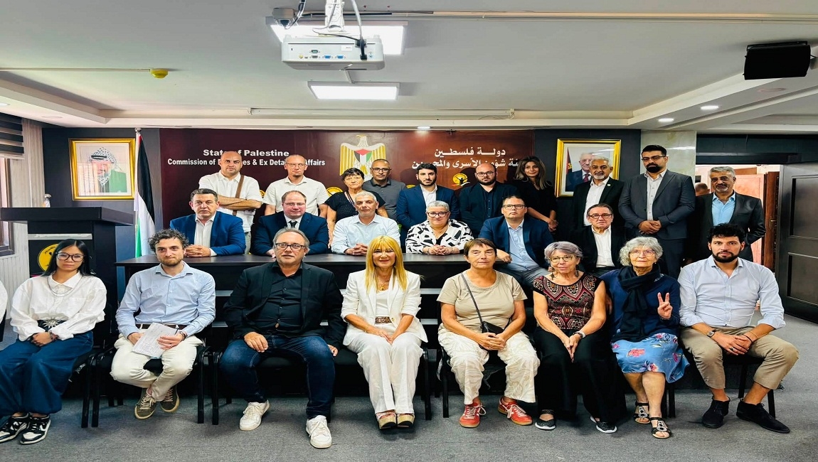 أبو الحمص يطلع وفداً فرنسياً ووفداً من منظمة التحرير الفلسطينية على أوضاع الأسرى في سجون الاحتلال
